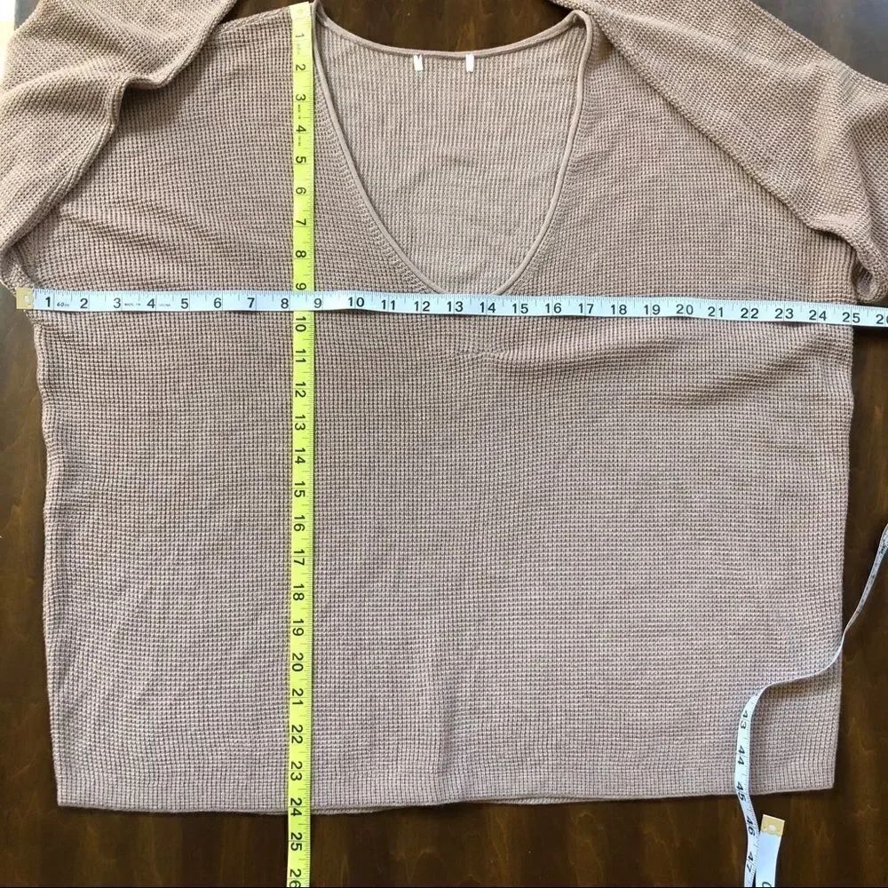 BP Textured Stitch V-Neck Pullover Size Large - Picture 6 of 8